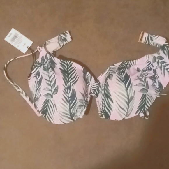 Bra - Picture 1 of 2